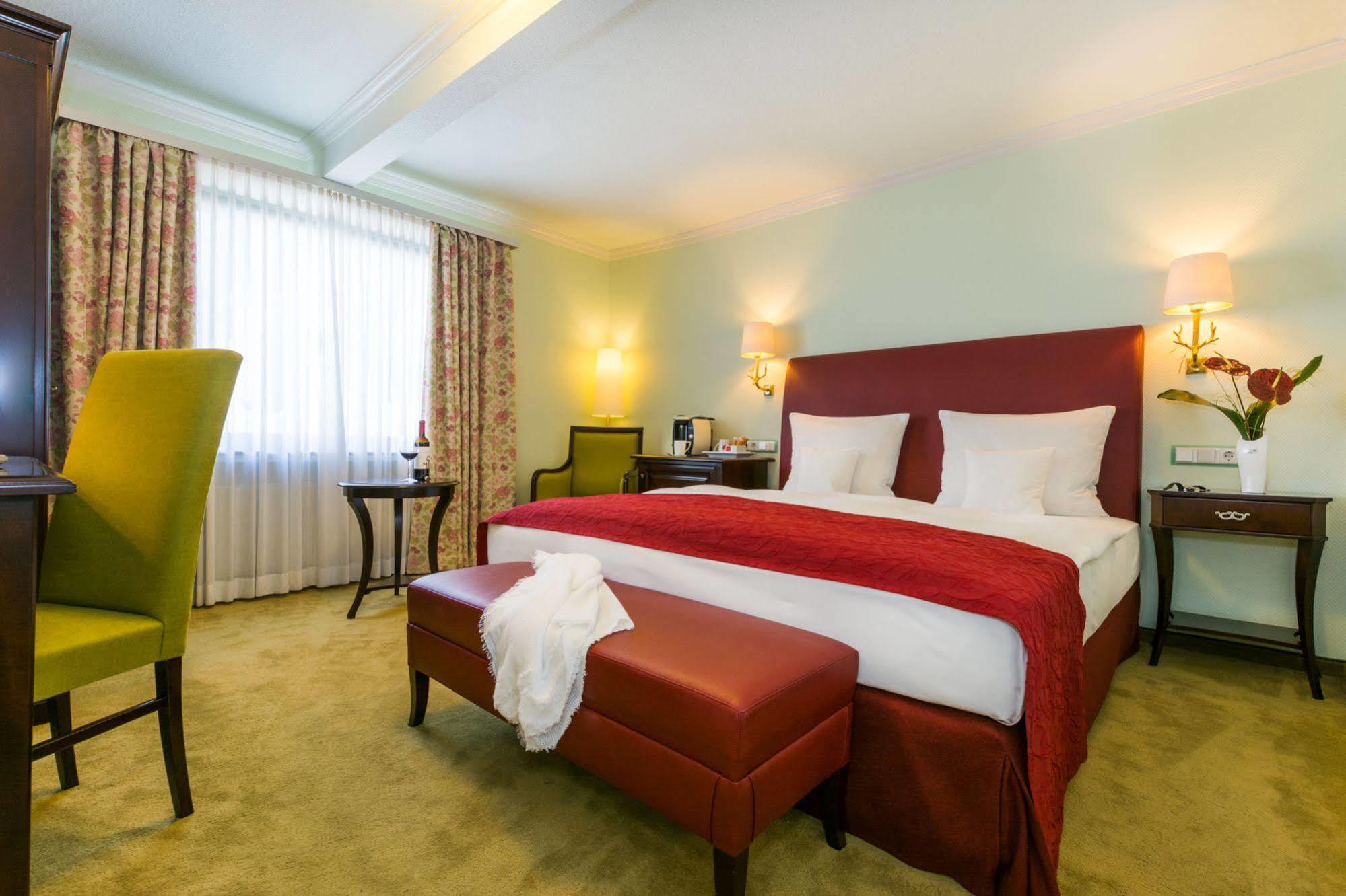 Lohmann'S Romantik Hotel Gravenberg Лангенфельд Экстерьер фото