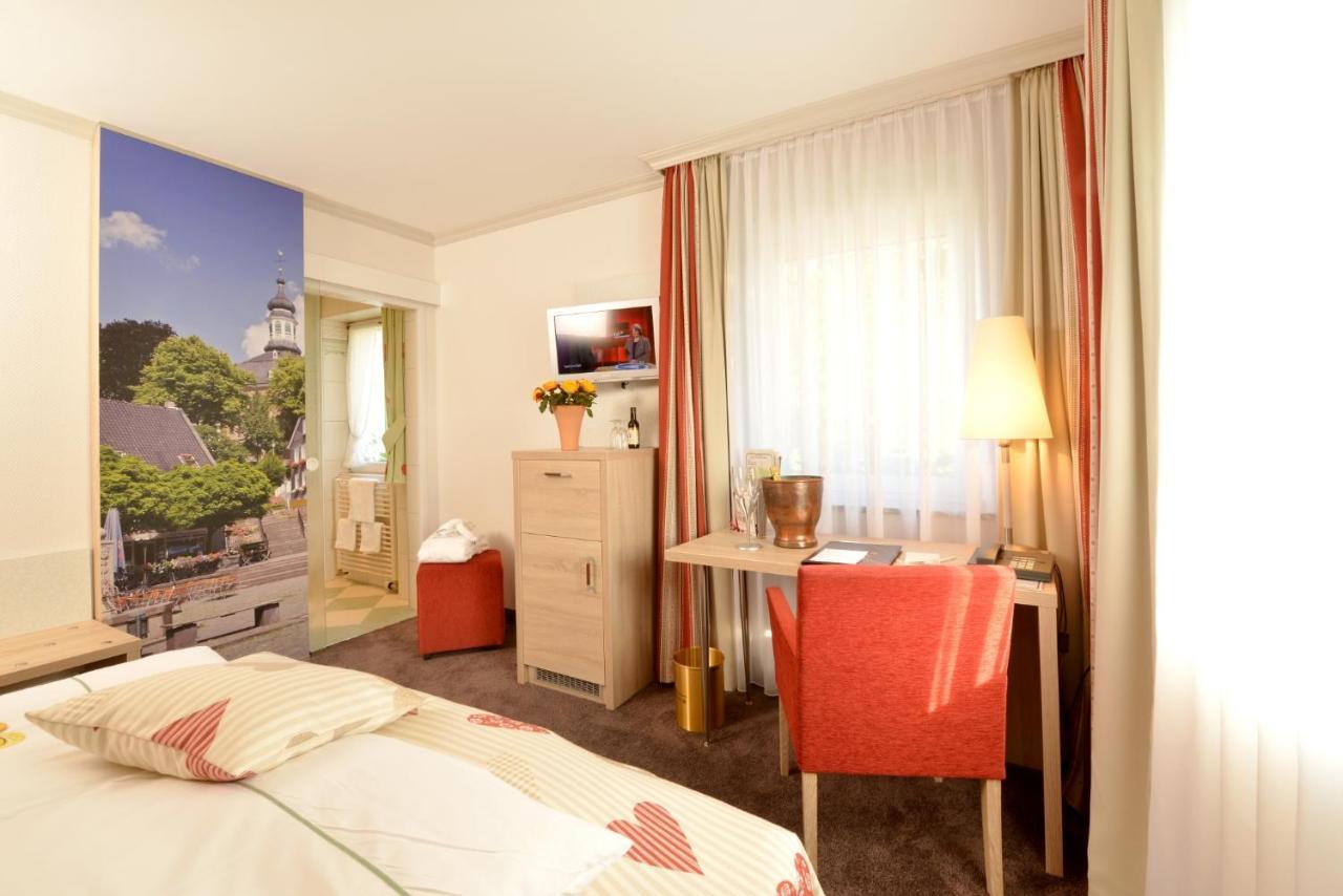 Lohmann'S Romantik Hotel Gravenberg Лангенфельд Экстерьер фото